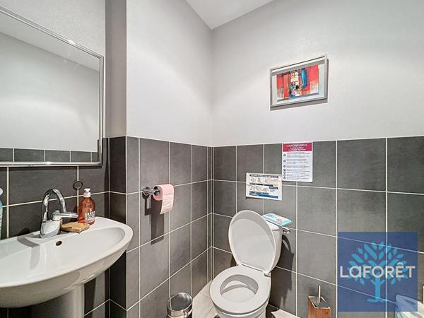 Location local commercial Les Herbiers - 216 m² - 2 800 €/mois