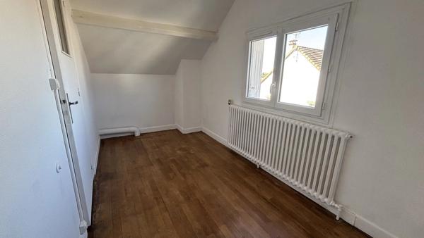 Vente Maison 4 pièces 98 m2 à Salbris