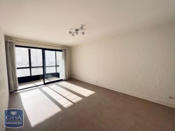 Appartement à louer 3 pièces 66.41m² Pithiviers (45300)