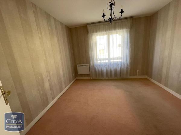 Appartement à louer 3 pièces 66.41m² Pithiviers (45300)