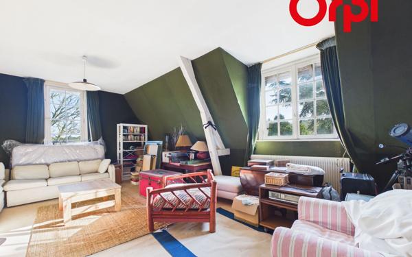 Maison à vendre    14 pièces •  Bernay