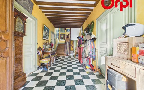 Maison à vendre    14 pièces •  Bernay