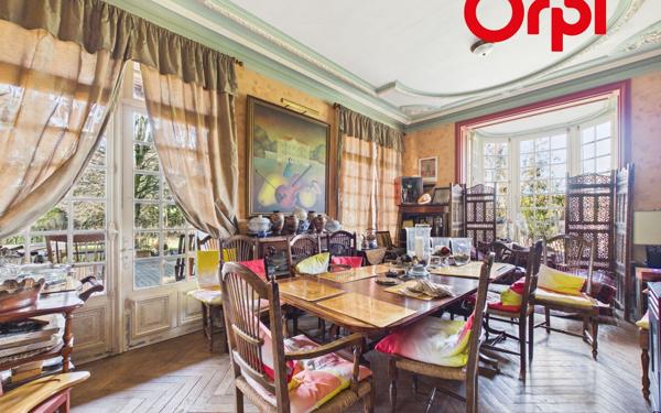 Maison à vendre    14 pièces •  Bernay