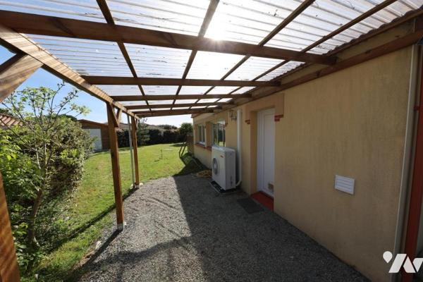 Maison de plain-pied 4 chambres + 1 studio + 1 garage