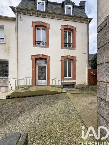 Immeuble à vendre 83 m² Uzel