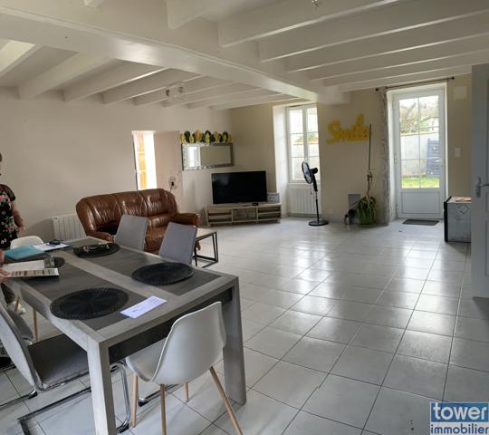 Maison
                                                                                                                                                                                                                                                                                                                        5 pièce(s)                                                                                                                                                                                                          3 chambre(s)                                                                                                                                                                                                          136  m²