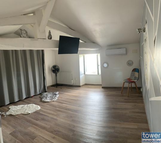 Maison
                                                                                                                                                                                                                                                                                                                        5 pièce(s)                                                                                                                                                                                                          3 chambre(s)                                                                                                                                                                                                          136  m²