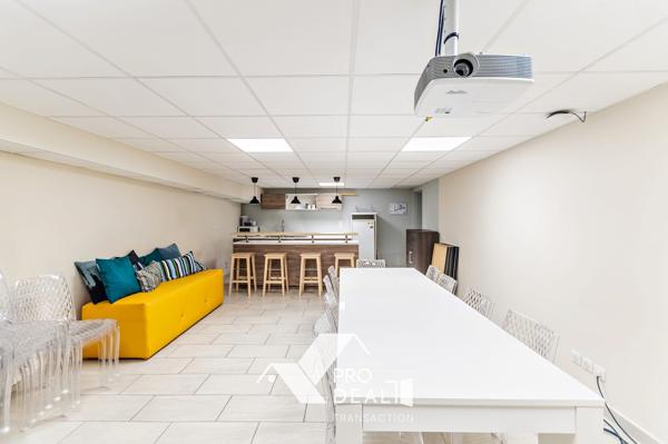 LOCAL COMMERCIAL / BUREAUX CENTRE BRON