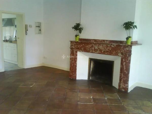 Vente                                                      Immeuble
                        
                                         295 m2                     à Gaillac