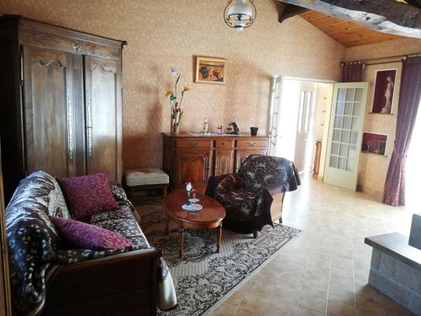 Longère Bouin 7 pièce(s) sur 19 hectares