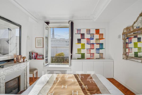 Exclusivité Paris 16 Trocadéro. Appartement rénové d'exception de 286m2 avec vue Tour Eiffel et sur