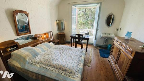 À vendre par notaire – Maison de caractère à Carnac à 50 m de la plage 