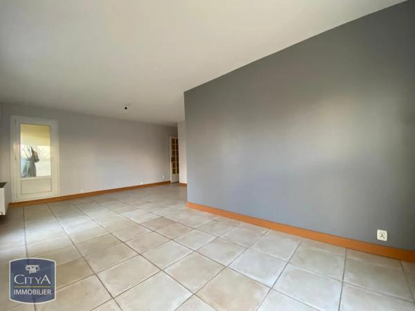 Appartement à louer 3 pièces 66.97m² Chartres (28000)