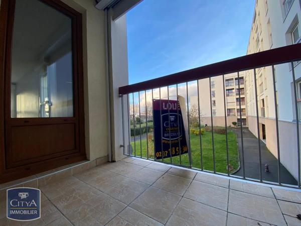 Appartement à louer 3 pièces 66.97m² Chartres (28000)