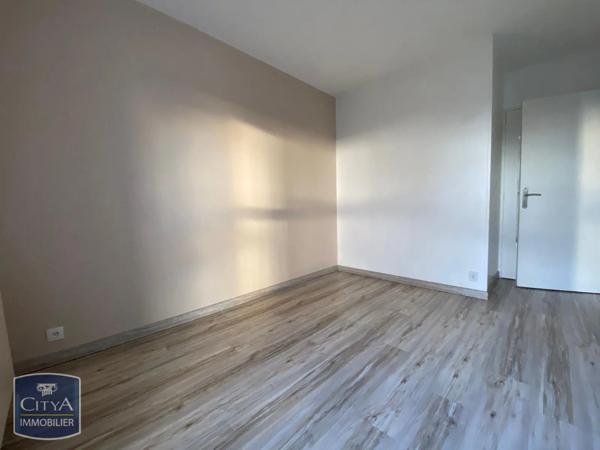 Appartement à louer 3 pièces 66.97m² Chartres (28000)