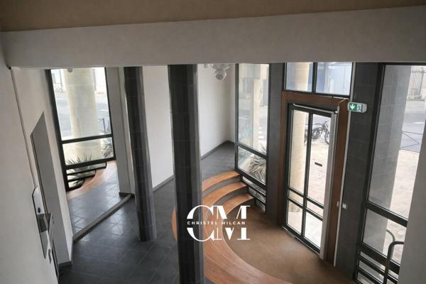 BUREAUX/APPARTEMENT- T3- Bordeaux- Caudéran - parc Bordelais - parking - 90 m2