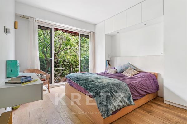 Appartement familial baigné de soleil sur jardin à Neuilly