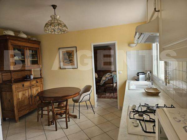 Coulommiers même, pavillon traditionnel de 157 m² habitable sur sous-sol total