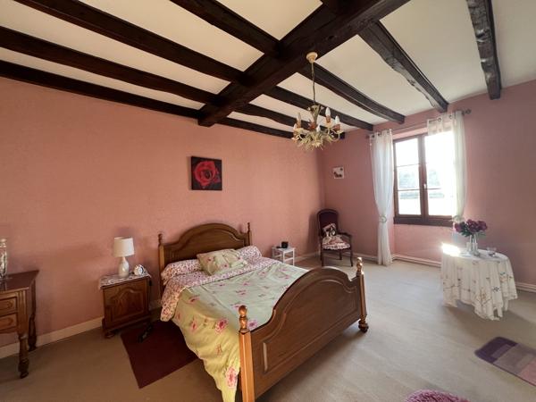 MAISON  AVEC PARC CLOS ATTENANT