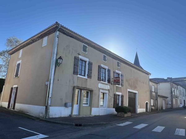 MAISON  AVEC PARC CLOS ATTENANT