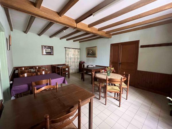 MAISON  AVEC PARC CLOS ATTENANT