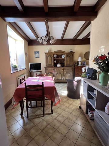 MAISON  AVEC PARC CLOS ATTENANT