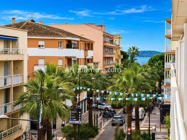 Vente                                                      Appartement
                        
                     3 pièces                      69 m2                     à Sainte-Maxime