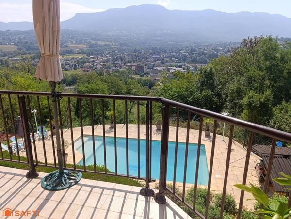 maison avec  piscine proche aix les bains