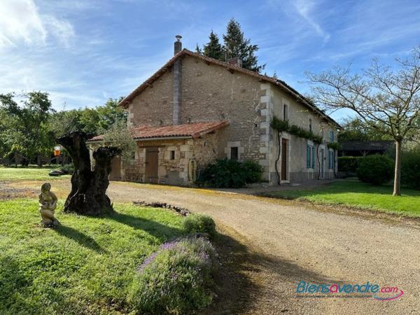 Très beau corps de ferme