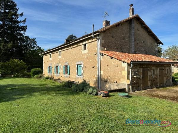 Très beau corps de ferme