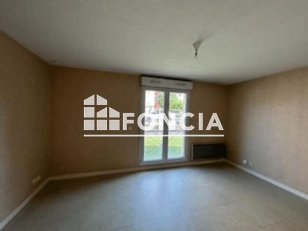 Location Studio 24.66 m² - 30 BIS RUE DU 23 R.I. Bourg En Bresse 01000