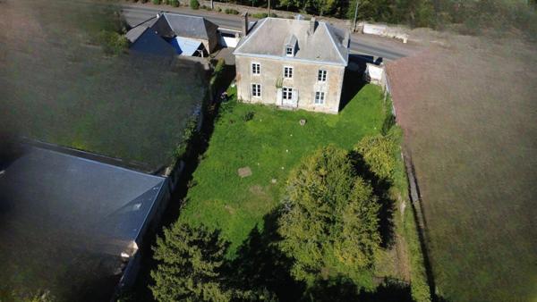 🏡 Maison de caractère – 6 chambres – Dépendance – Terrain arboré de 1 400 m²