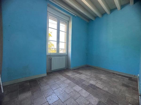 🏡 Maison de caractère – 6 chambres – Dépendance – Terrain arboré de 1 400 m²
