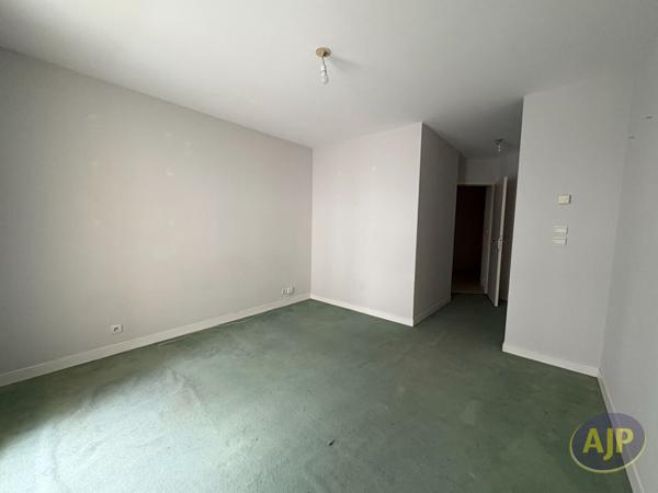 Location appartement Nantes : 1 375 € - AJP Immobilier Nantes Ouest