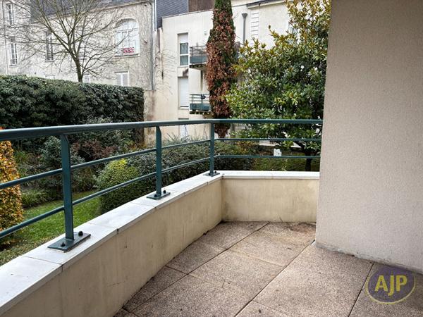 Location appartement Nantes : 1 375 € - AJP Immobilier Nantes Ouest