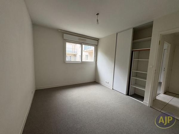 Location appartement Nantes : 1 375 € - AJP Immobilier Nantes Ouest