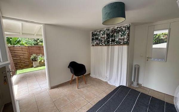 Appartement à louer    2 pièces •  Sainte-Anne