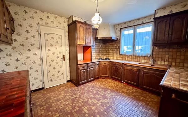 Maison à vendre    6 pièces •  Orléans