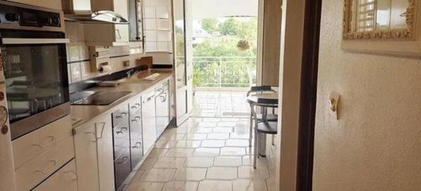 Villa T4 et son appartement T2 à vendre à ABYMES-GOSIER (971), piscine, terrain 1900 m²
