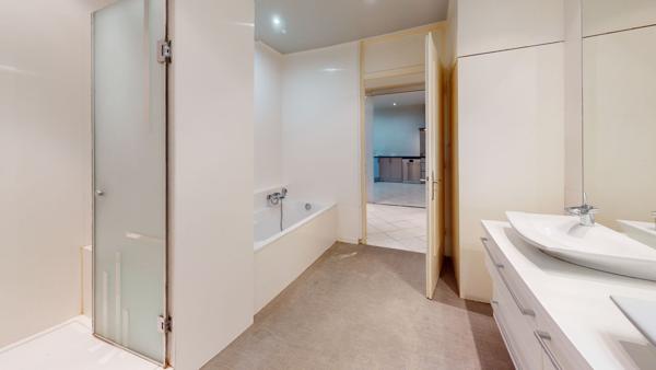 Centre historique 140m2: Appartement spacieux de 4 pièces à Mulhouse