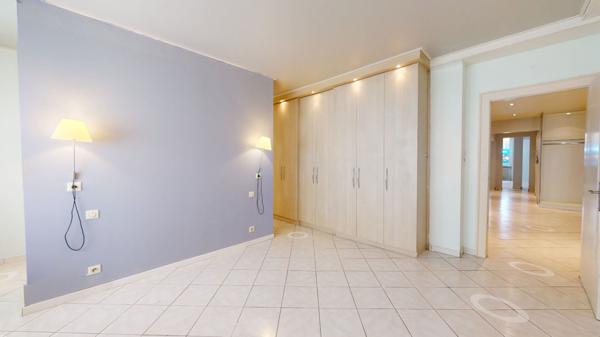 Centre historique 140m2: Appartement spacieux de 4 pièces à Mulhouse