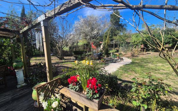 Maison à vendre    5 pièces •  Langon