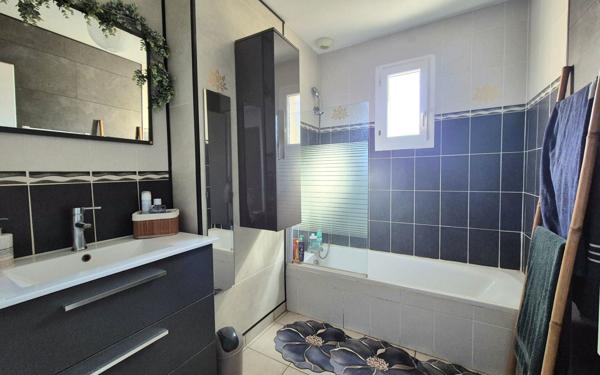 Maison à vendre    5 pièces •  Langon