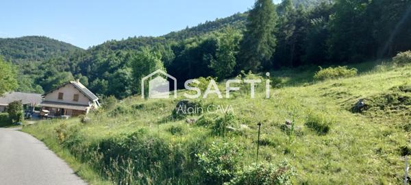 Terrain de 1200m² exposé SUD OUEST