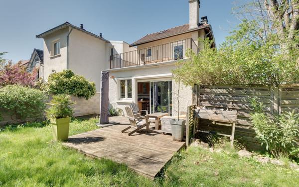 Maison à vendre    5 pièces • 92,69 m2 Viroflay