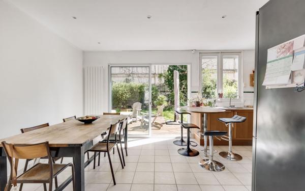 Maison à vendre    5 pièces • 92,69 m2 Viroflay