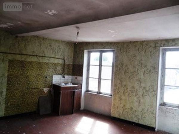 Immeuble à vendre à Falaise dans le Calvados (14700), ref : 61030-1238