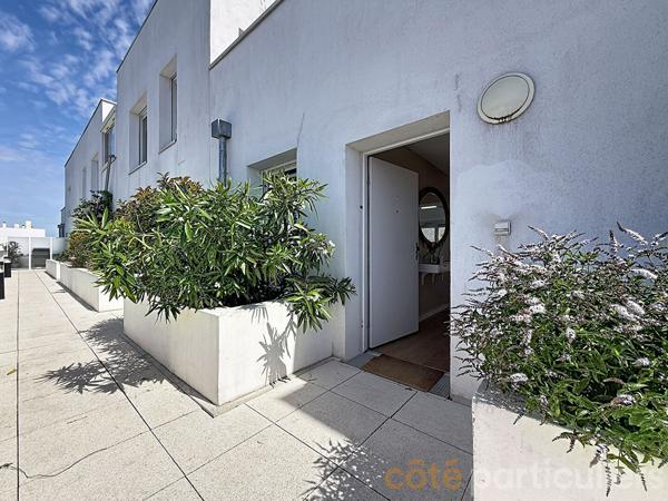 Vente
                Appartement130,9 m² - 5 Pièces -
                    MEUDON (92360)