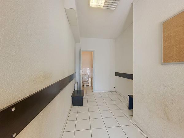 A VENDRE - TOULOUSE quartier Purpan - Local commercial de 33m² en rez-de-chaussée