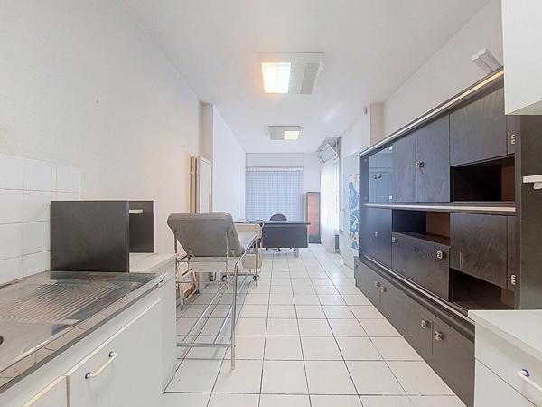 A VENDRE - TOULOUSE quartier Purpan - Local commercial de 33m² en rez-de-chaussée
